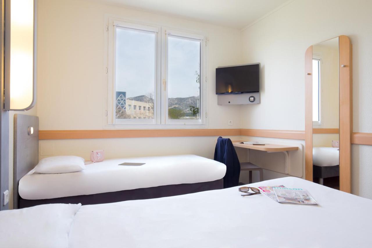 Ibis Budget Aubagne Paluds Agora Экстерьер фото